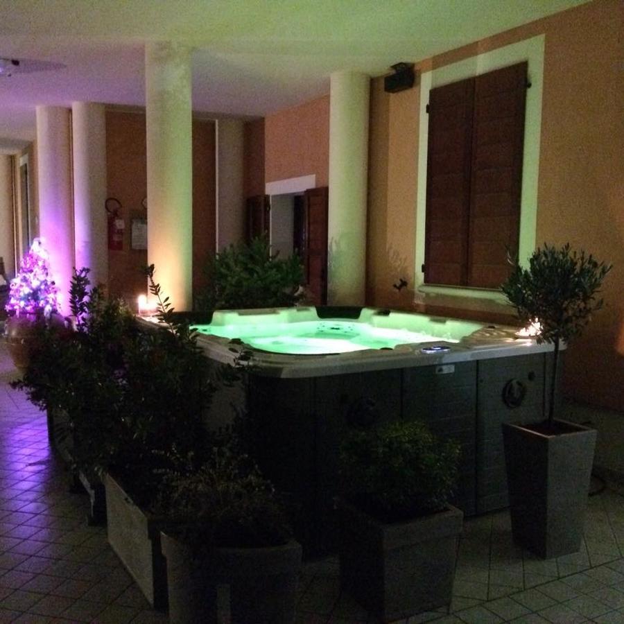 Residence Villa Degli Ulivi Bertinoro Buitenkant foto